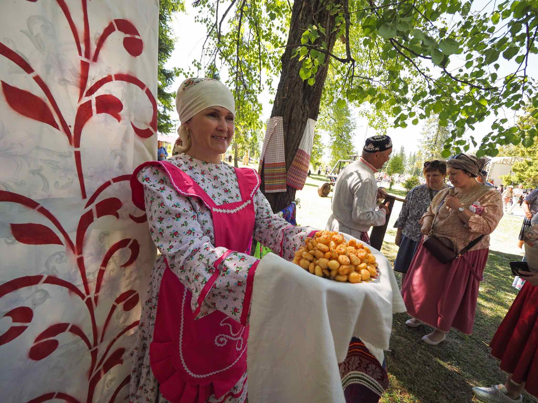 XIV краевой фестиваль сказок имени Е. Н. Трясциной «Ореховая веточка»