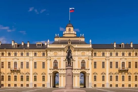 Экскурсия по Константиновскому дворцу «Век нынешний и век минувший»