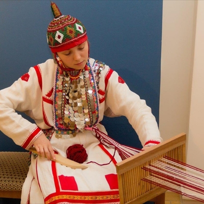 Лекция с мастер-классом «Искусство ручного ткачества»