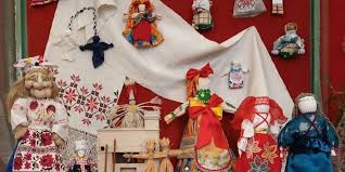 Выставка «Нарядный хоровод»