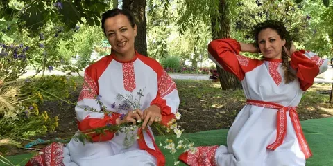 Информационный час «День семьи, любви и верности: история и традиции праздника»