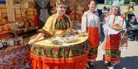 Областной фестиваль–ярмарка «Дорогами народных традиций»