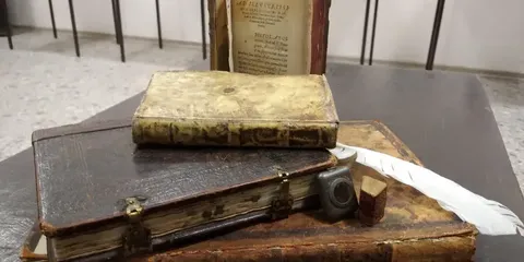 Авторская интерактивная лекция «Где и как живут старинные книги»