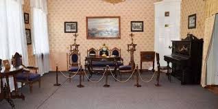 Выставка «Музыкально-театральная гостиная»