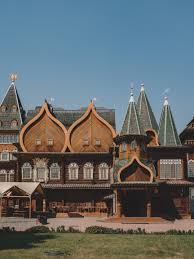 Мастер-класс «Царский двор в акварели. Рисуем с натуры»