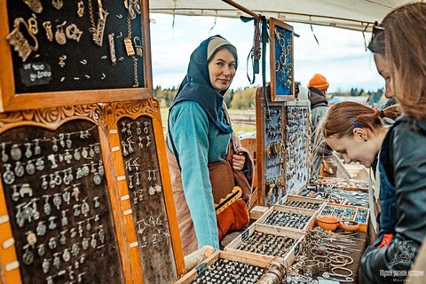 Ярмарка на День города Москвы на Крутицком подворье