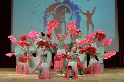 Детский фольклорный фестиваль «Россия молодая».