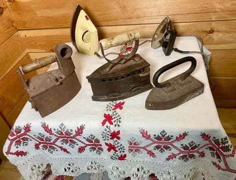 Выставка «Предметы старины глубокой»