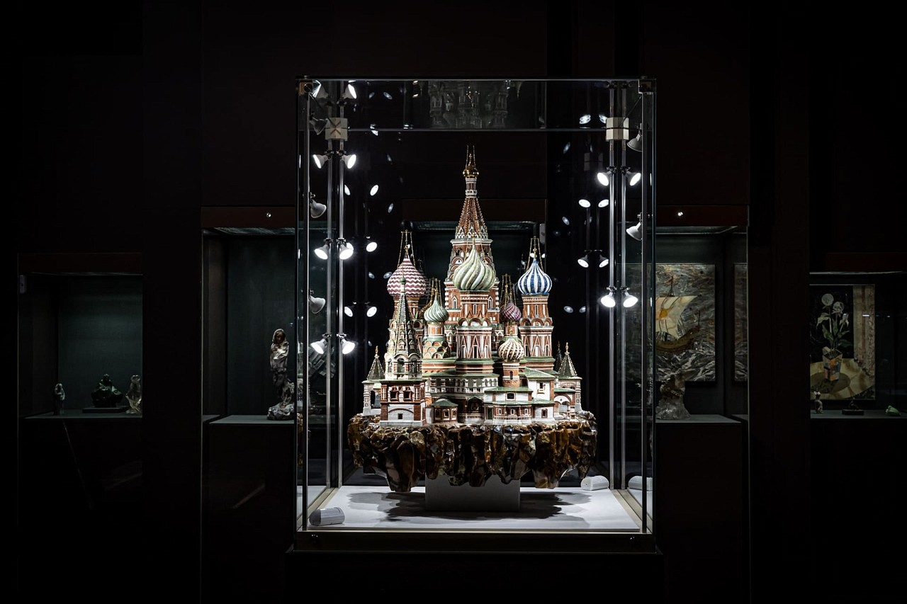 Выставка «Россия – Любовь моя! Искусство ювелиров России. XIX-XXI век»