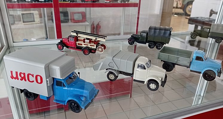 Экспозиция музея «Ретро-Гараж»