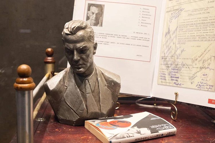 Выставка «Легенды военной разведки»