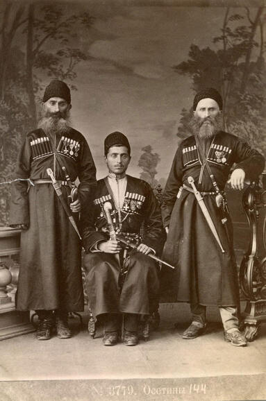 Выставка «Познавая Осетию: собиратели и коллекции»