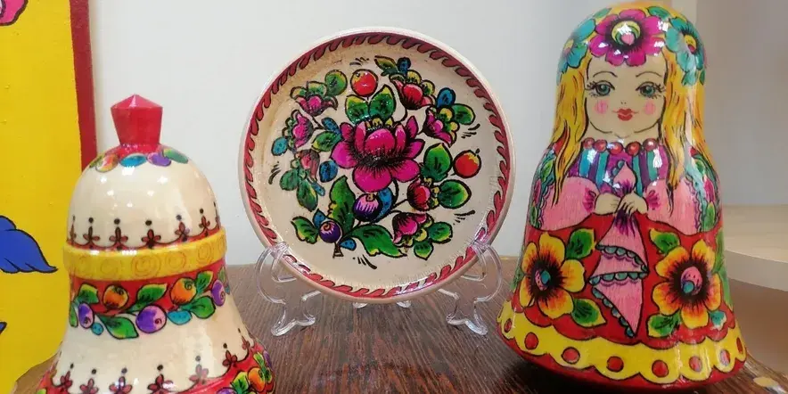 Интерактивное занятие «Сувенир в технике полх-майданской росписи»