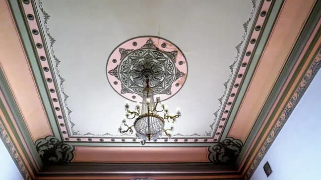 Прогулка сквозь века: Бронзовый дворец канцлера А.А. Безбородко