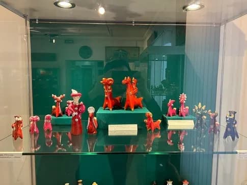 Экскурсия «Матрешка и ее подружки-русские игрушки»