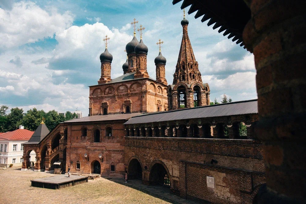 Обзорная экскурсия по Крутицкому подворью