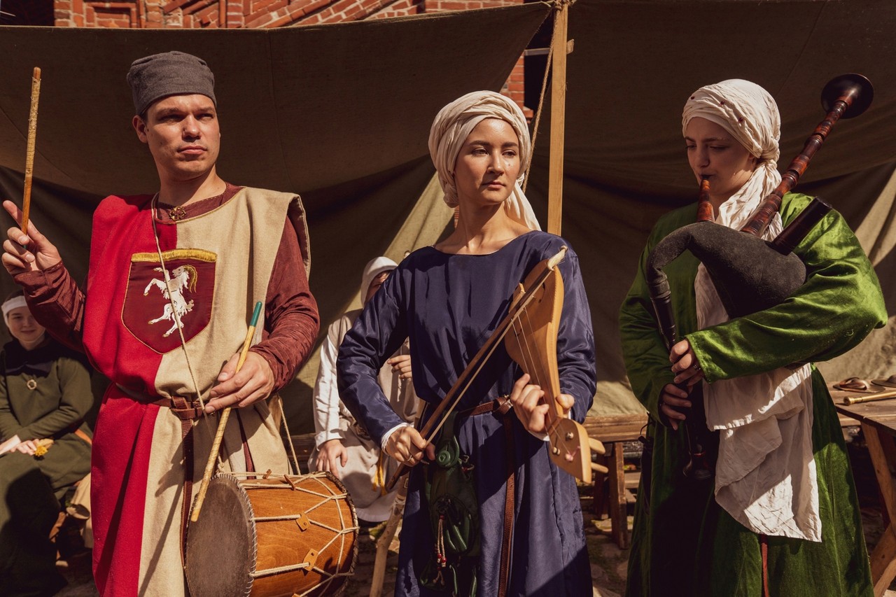 Фестиваль "Музыка сквозь время"