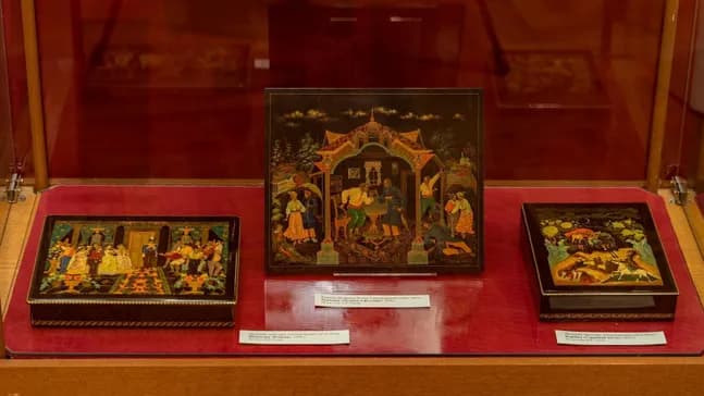 Экскурсия «Русские лаки»