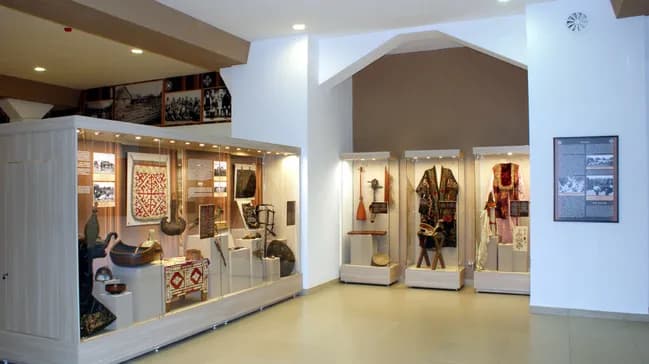 Выставка «Этническая панорама Сибири»