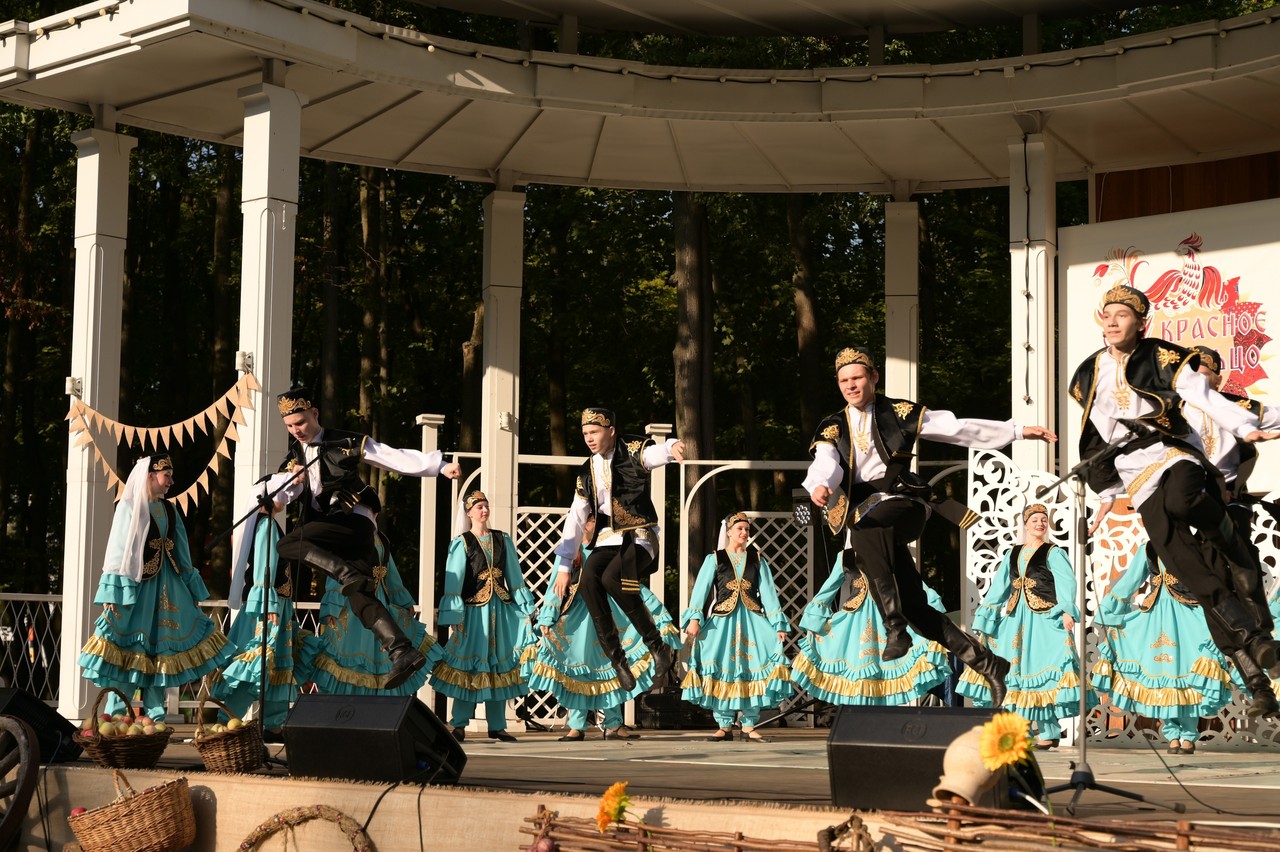 Фестиваль туризма и творчества «Красное сельцо»
