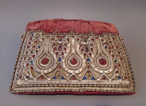 Выставка «Под родным солнцем: великороссы, малороссы и белорусы Юго-Запада России»