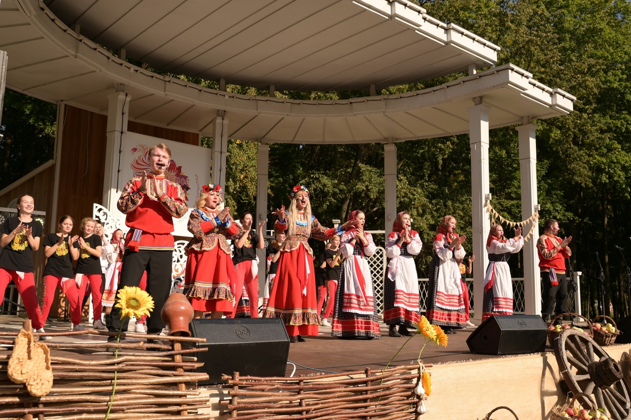 Фестиваль туризма и творчества «Красное сельцо»