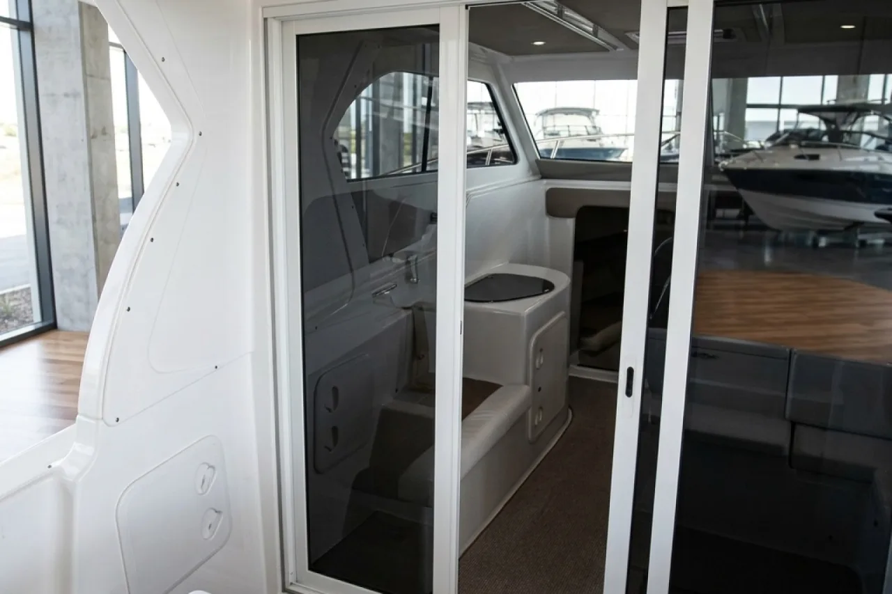 TITAN-CABIN