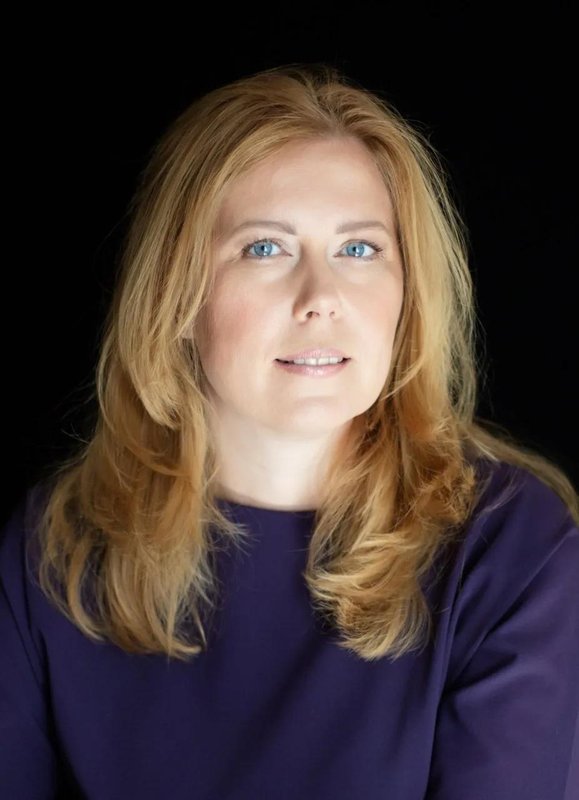 Елена Голикова