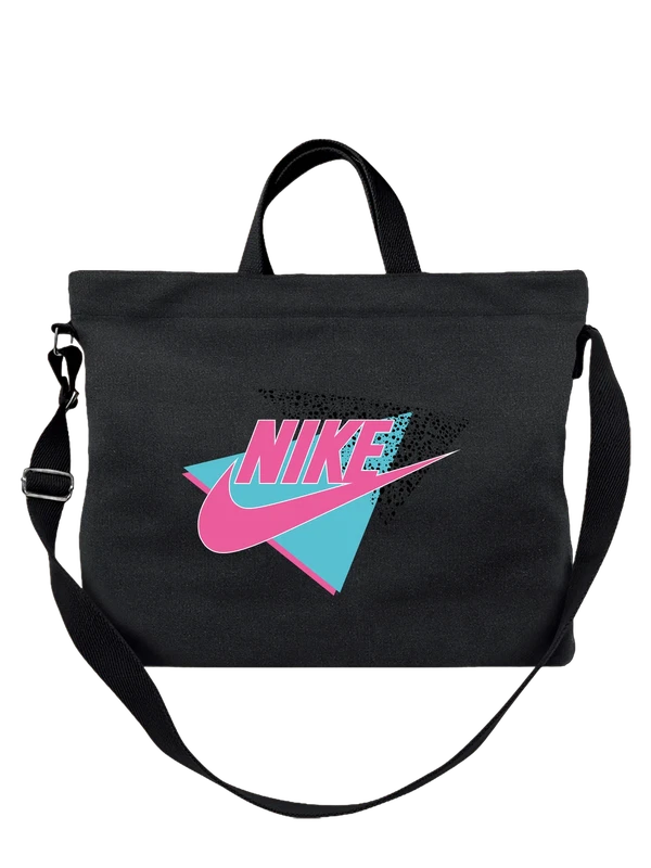 Сумка с логотипом Nike и розово-бирюзовым принтом — Чёрная, фото 1