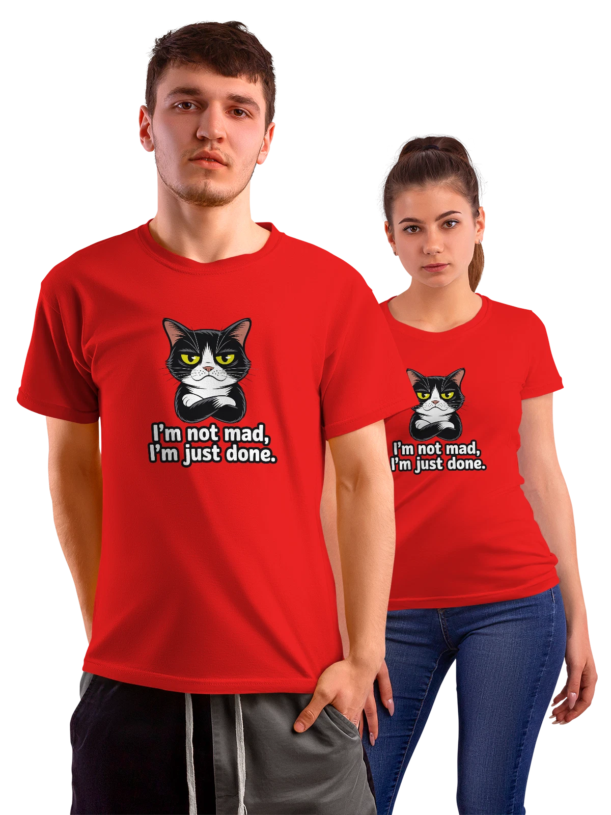 Футболка Сердитый tuxedo cat с фразой I’m not mad красная с принтом — angry expression — Красная, фото 1