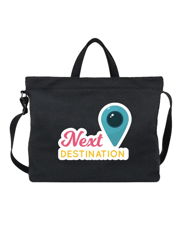Сумка чёрная с принтом с надписью Next Destination и меткой — Чёрная, фото 1