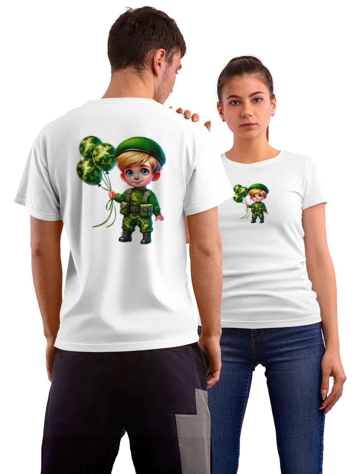 Футболка Мальчик в берете 23 февраля белая с принтом на спине — флаг России — Белая, фото 1
