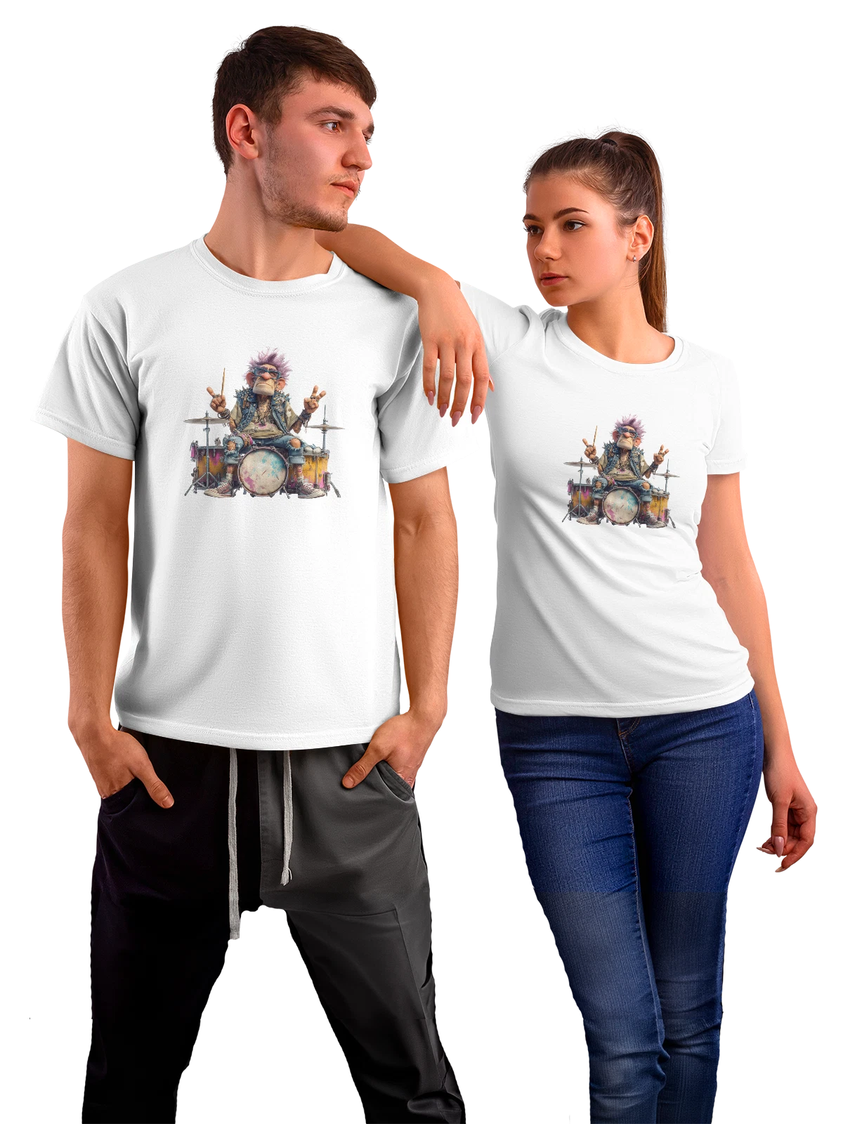Футболка с панк-барабанщиком в ирокезе и очках белая с принтом — рваные джинсы — Белая, фото 1