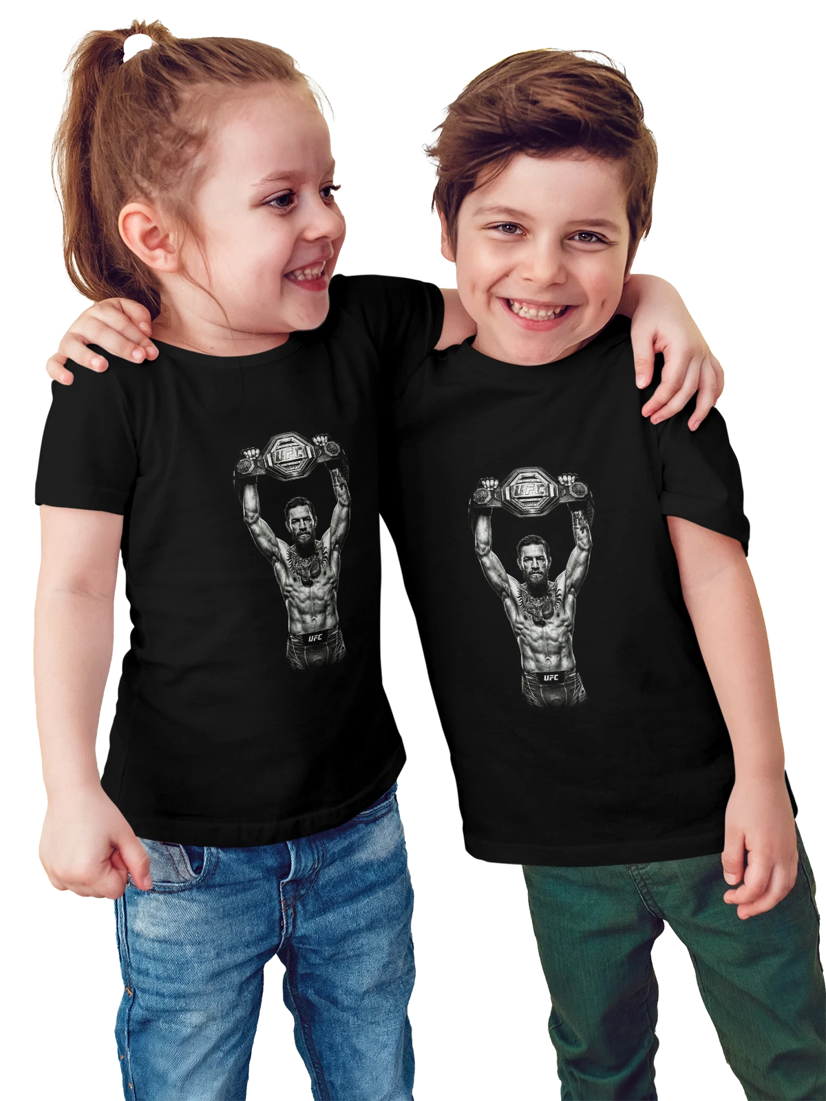 Футболка детская Боец UFC с поднятым чемпионским поясом чёрная с принтом — смешанные единоборства — Чёрная, фото 1