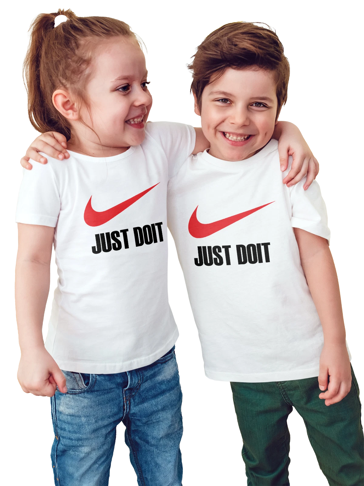 Футболка детская Nike Just Do It с красным логотипом Swoosh белая с принтом — минималистичный логотип — Белая, фото 1