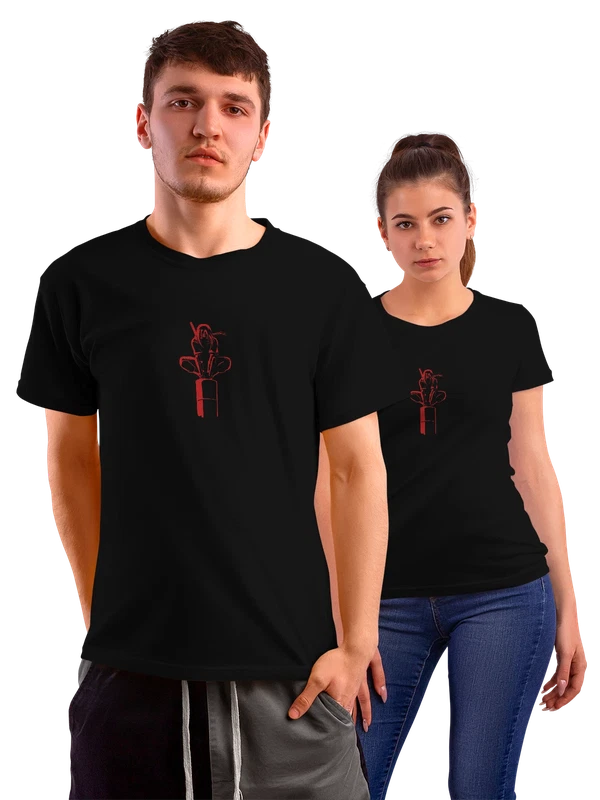 Футболка черно белая Итачи Учиха Черный фон — Чёрная, фото 1