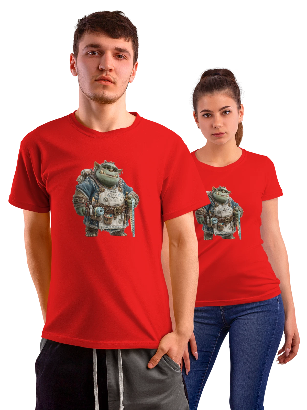Футболка Гоблин портной с рулеткой и инструментами красная с принтом — сантиметр в руке — Красная, фото 1