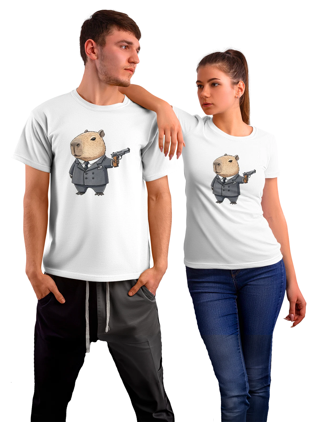 Футболка Капибара агент 007 с пистолетом белая с принтом — животное — Белая, фото 1
