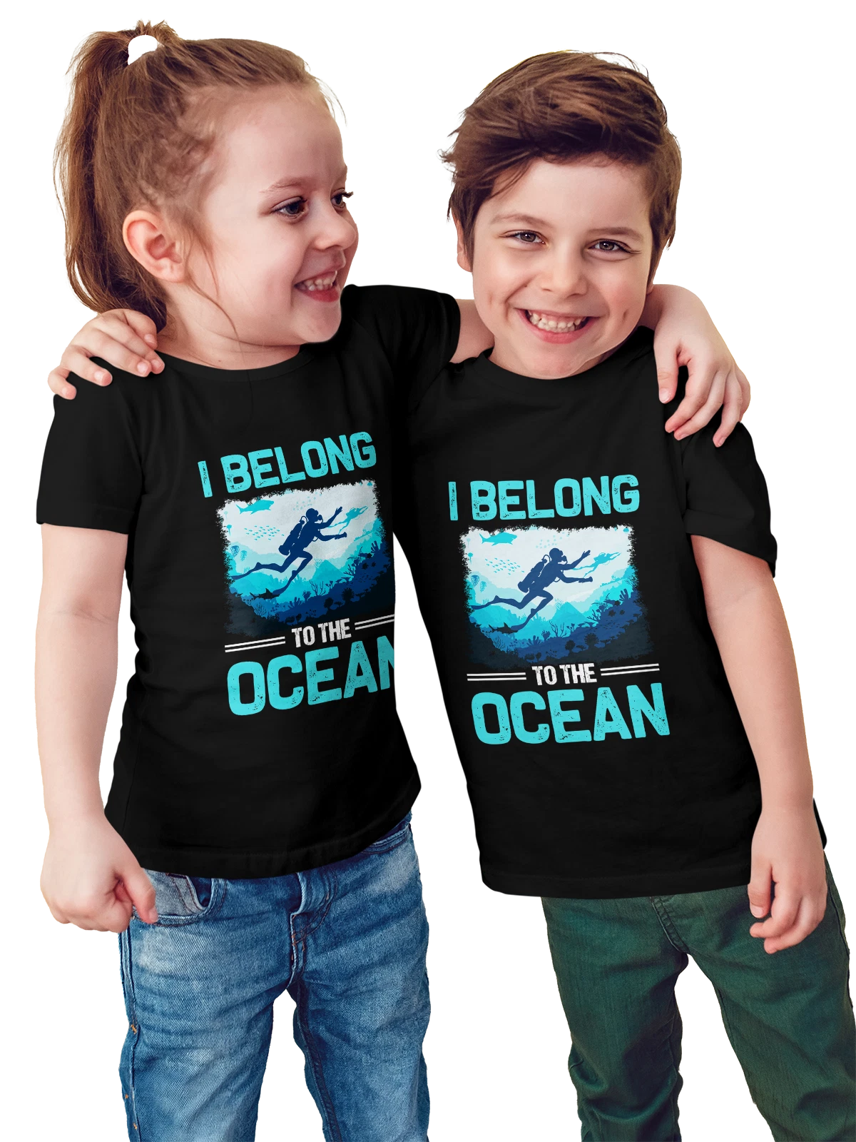 Футболка детская с аквалангистом I belong to the ocean чёрная с принтом — одежда для мужчины — Чёрная, фото 1
