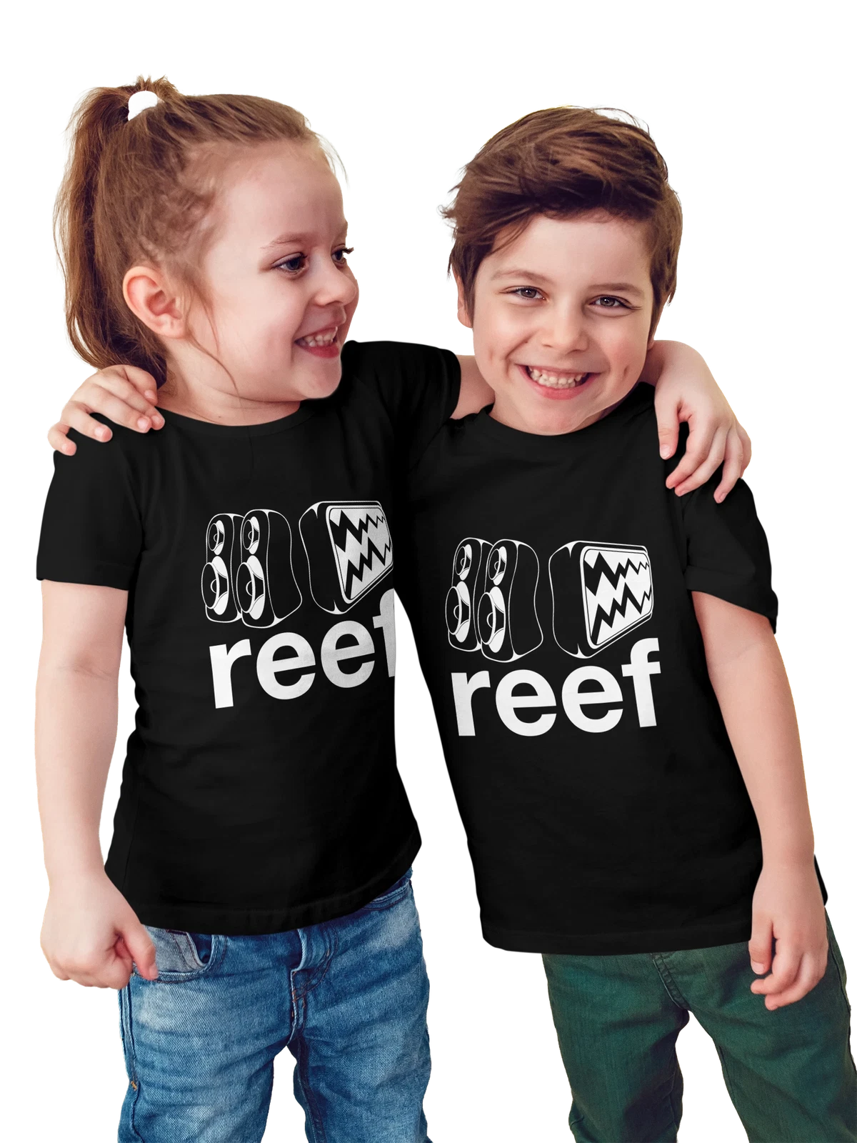 Футболка детская Reef чёрная с принтом — шлепанцы и сандалии — Чёрная, фото 1