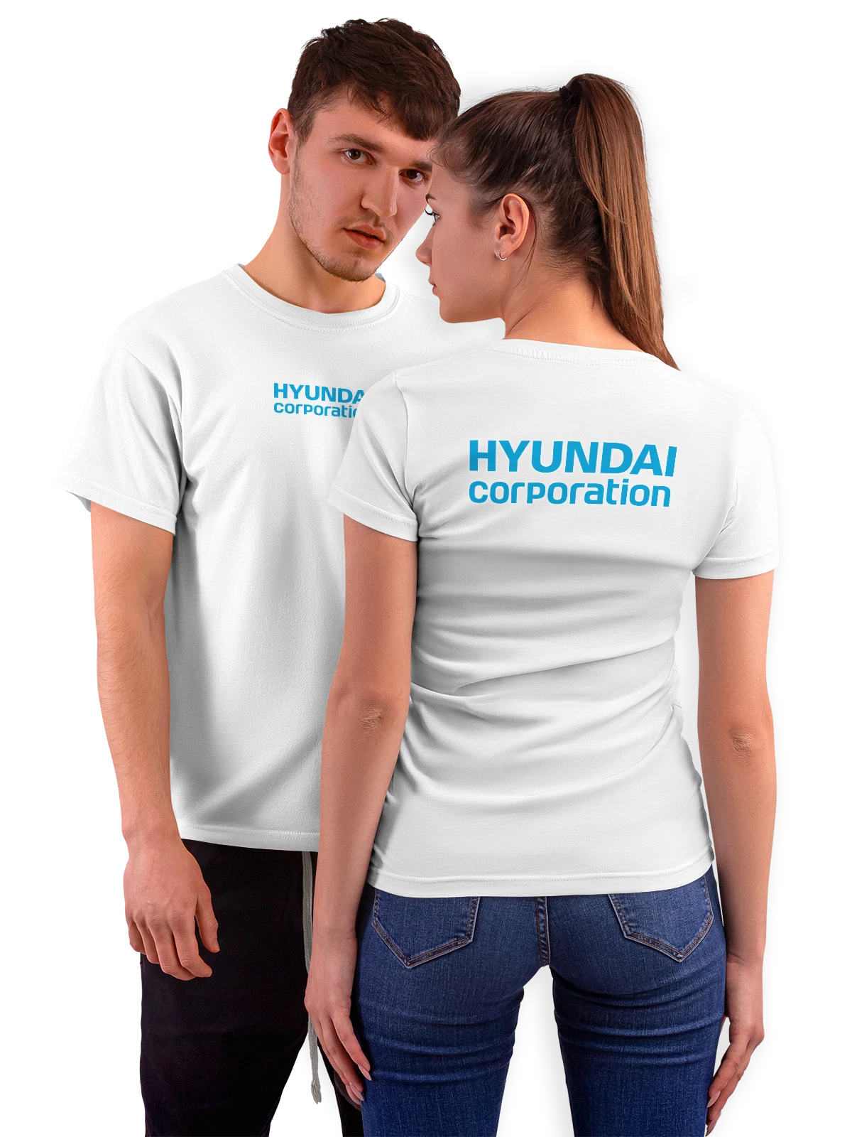 Футболка Hyundai белая с принтом на спине — корпоративный вордмарк — Белая, фото 1