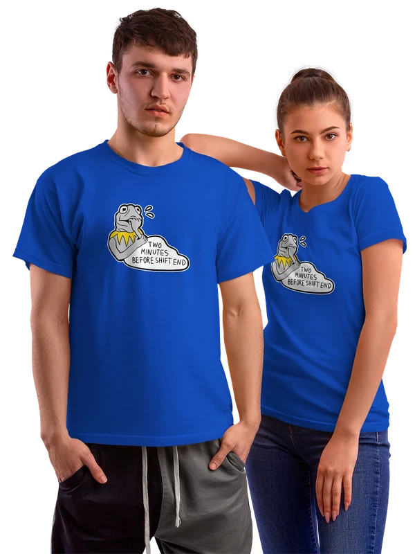 Футболка с жабой и надписью two minutes before shift end — Синяя, фото 1