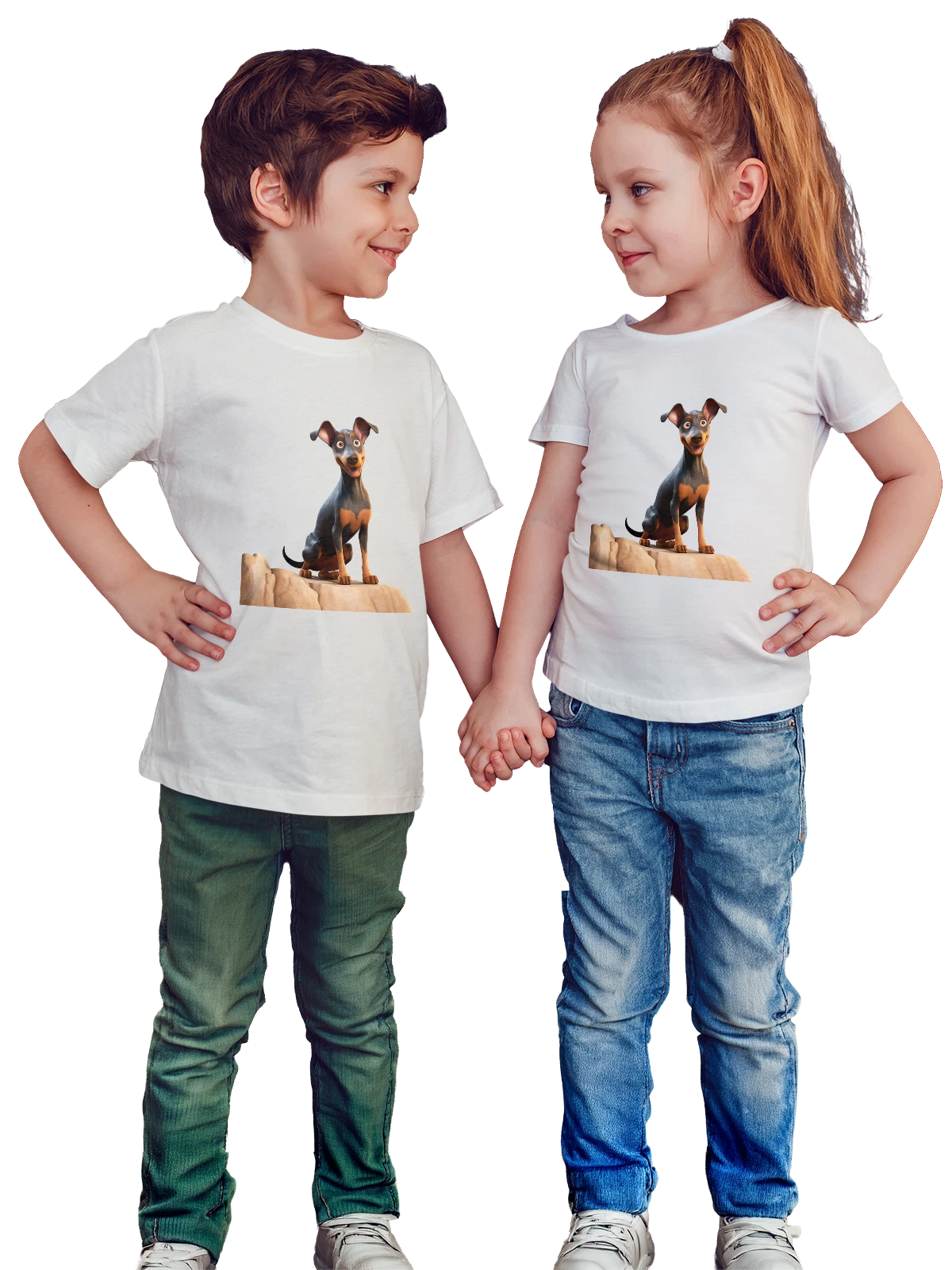 Футболка детская Доберман на камне с улыбкой и хвостом белая с принтом — животные — Белая, фото 1