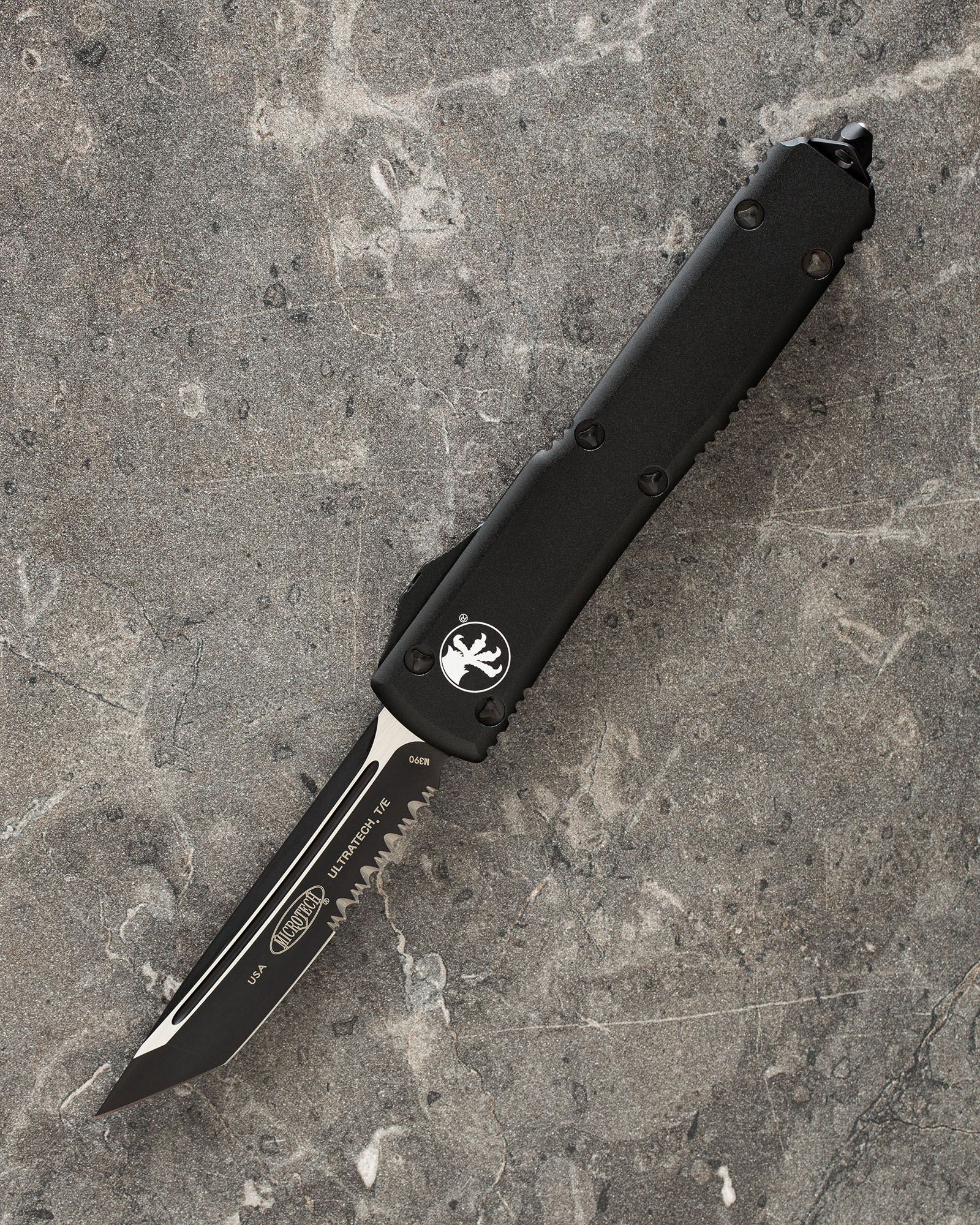 Автоматический складной нож Microtech Ultratech T/E Black Tanto 123-2T (черный-полусеррейтер) фронталка/выкидуха